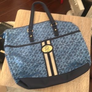 Tommy Hilfiger purse